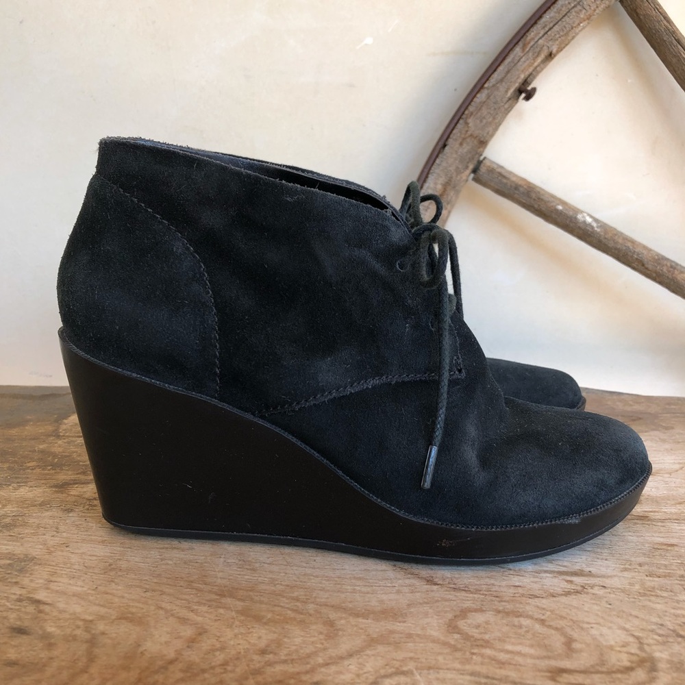 COLE HAAN Cute Black Suede Leather Lace-Up Booties Comfy Soft Wedges Woman’s 8.5